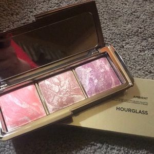 Ambient Strobe Lighting Blush